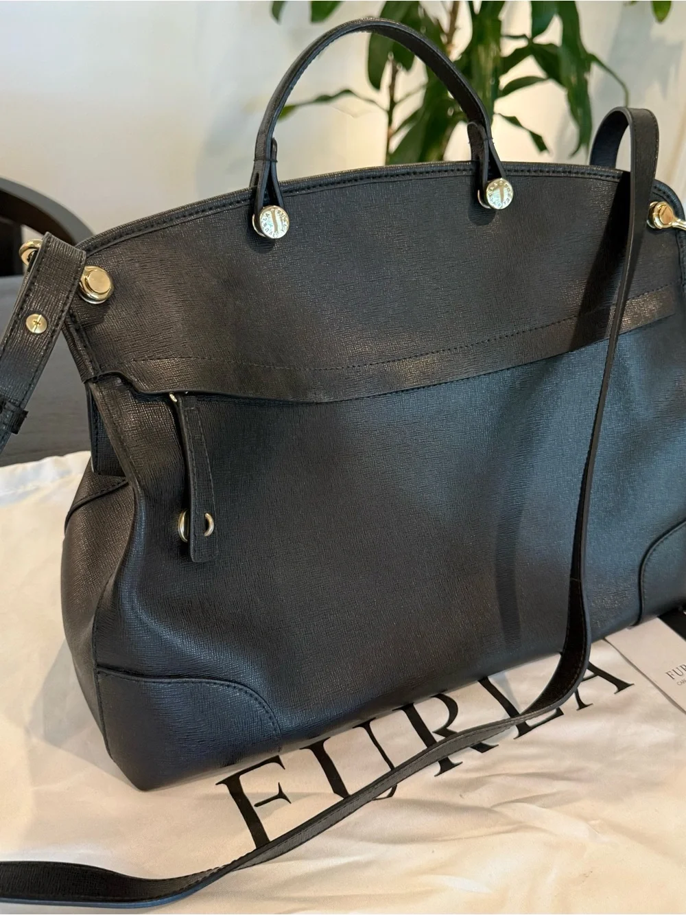 Furla downsizing figured